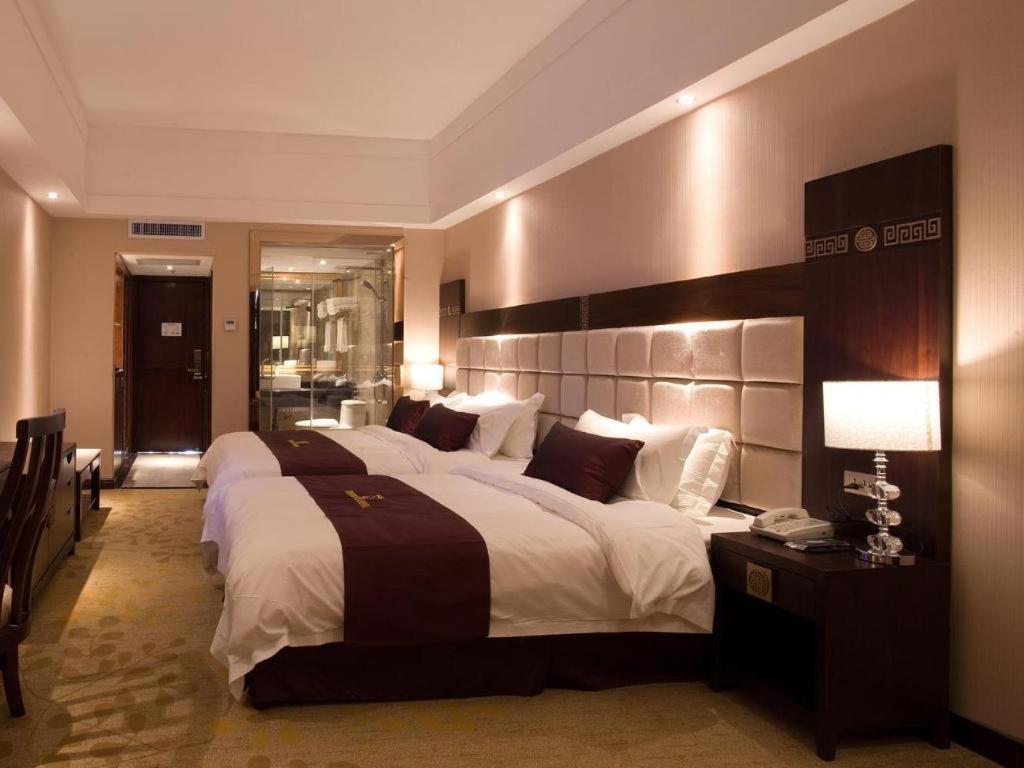 Telecom Hotel Guilin Exterior foto